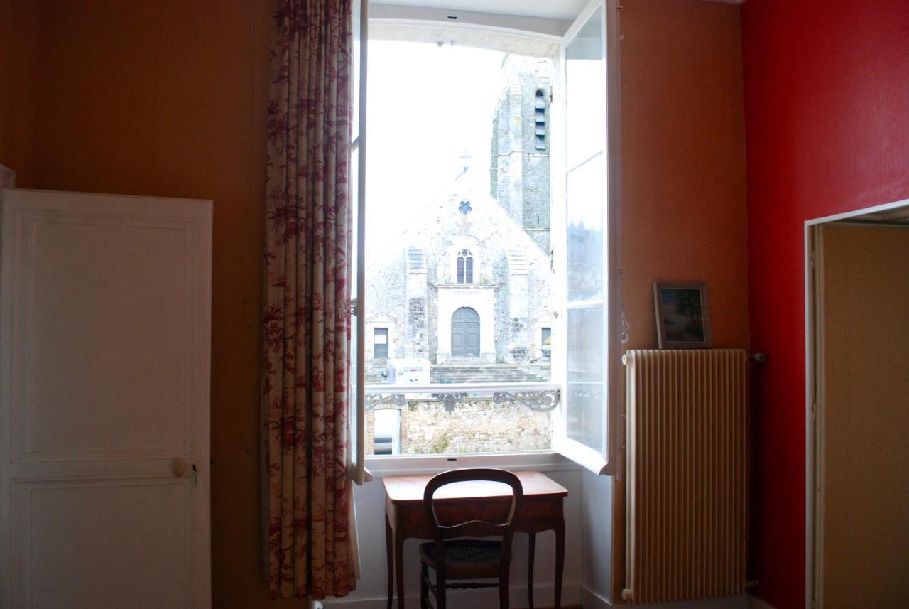 Bed and Breakfast Yxie - Manoir Des Arts Villeblevin Esterno foto