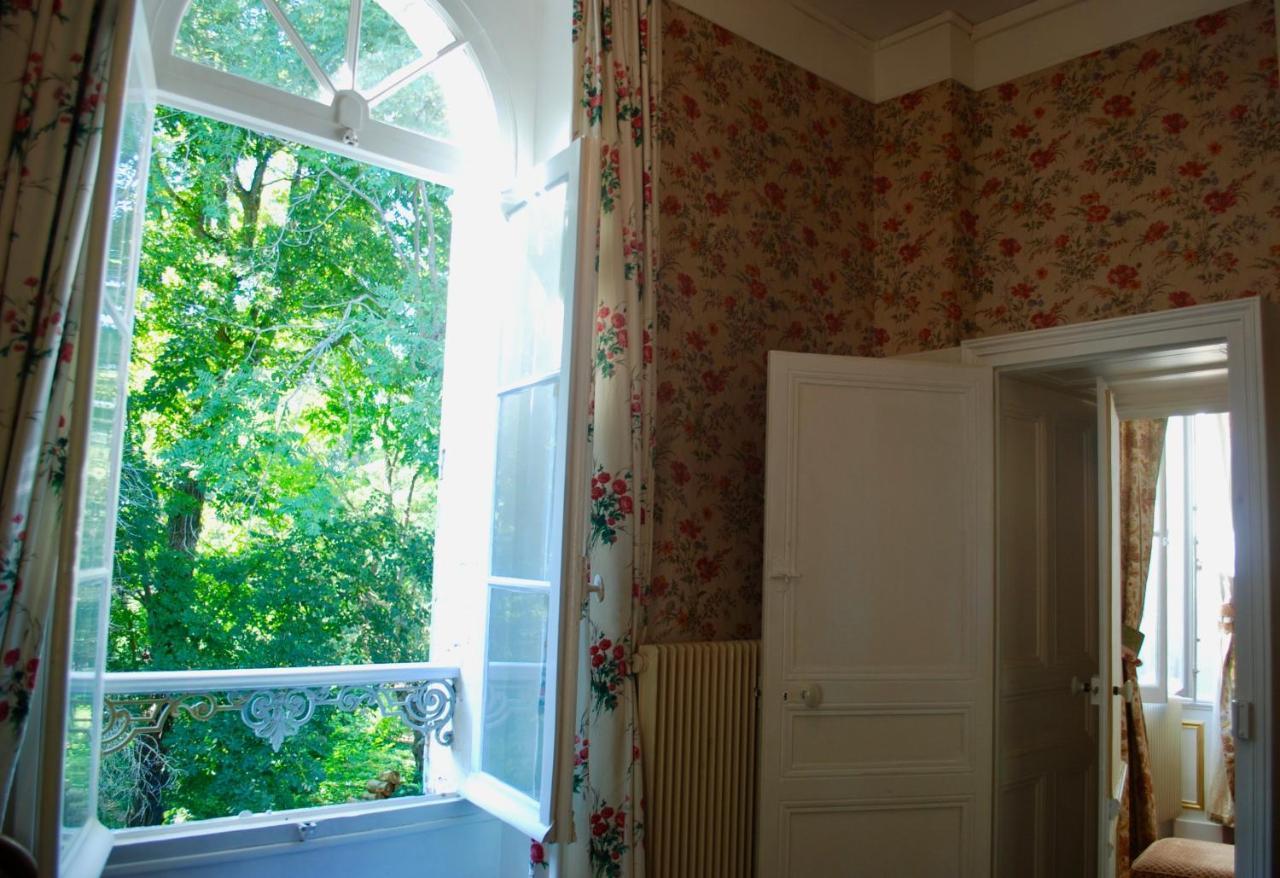 Bed and Breakfast Yxie - Manoir Des Arts Villeblevin Esterno foto