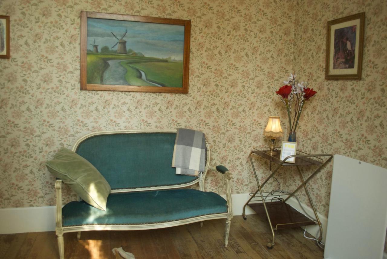 Bed and Breakfast Yxie - Manoir Des Arts Villeblevin Esterno foto