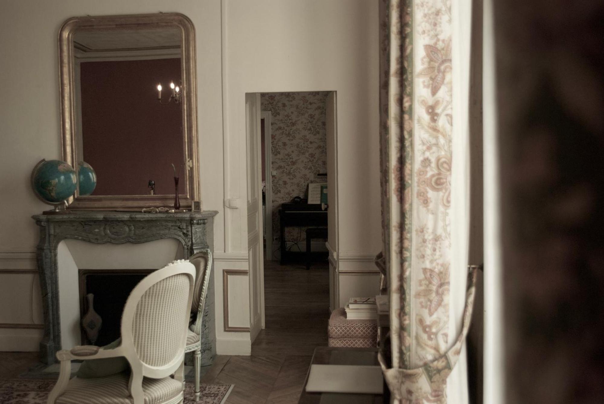 Bed and Breakfast Yxie - Manoir Des Arts Villeblevin Camera foto