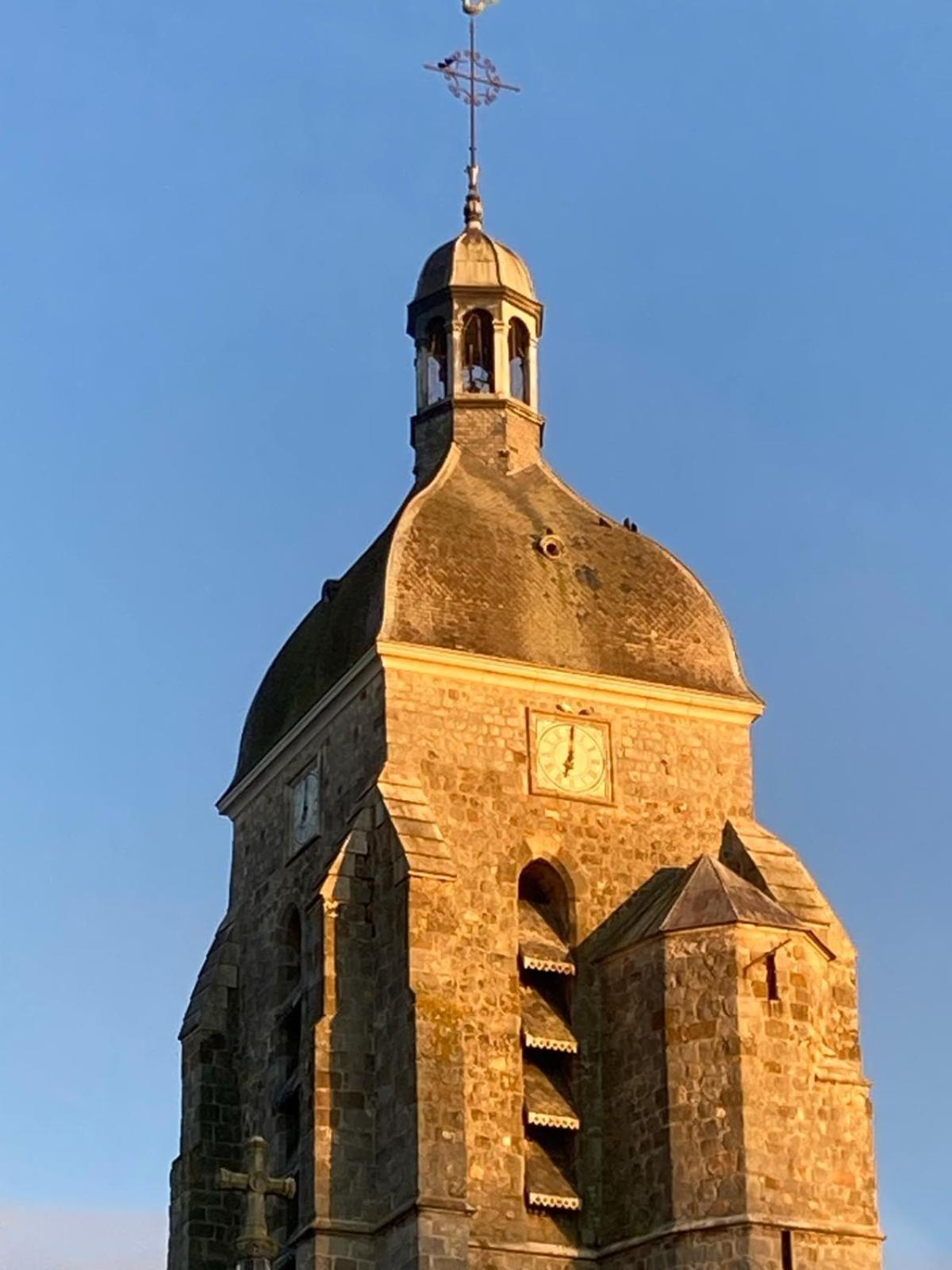 Bed and Breakfast Yxie - Manoir Des Arts Villeblevin Esterno foto