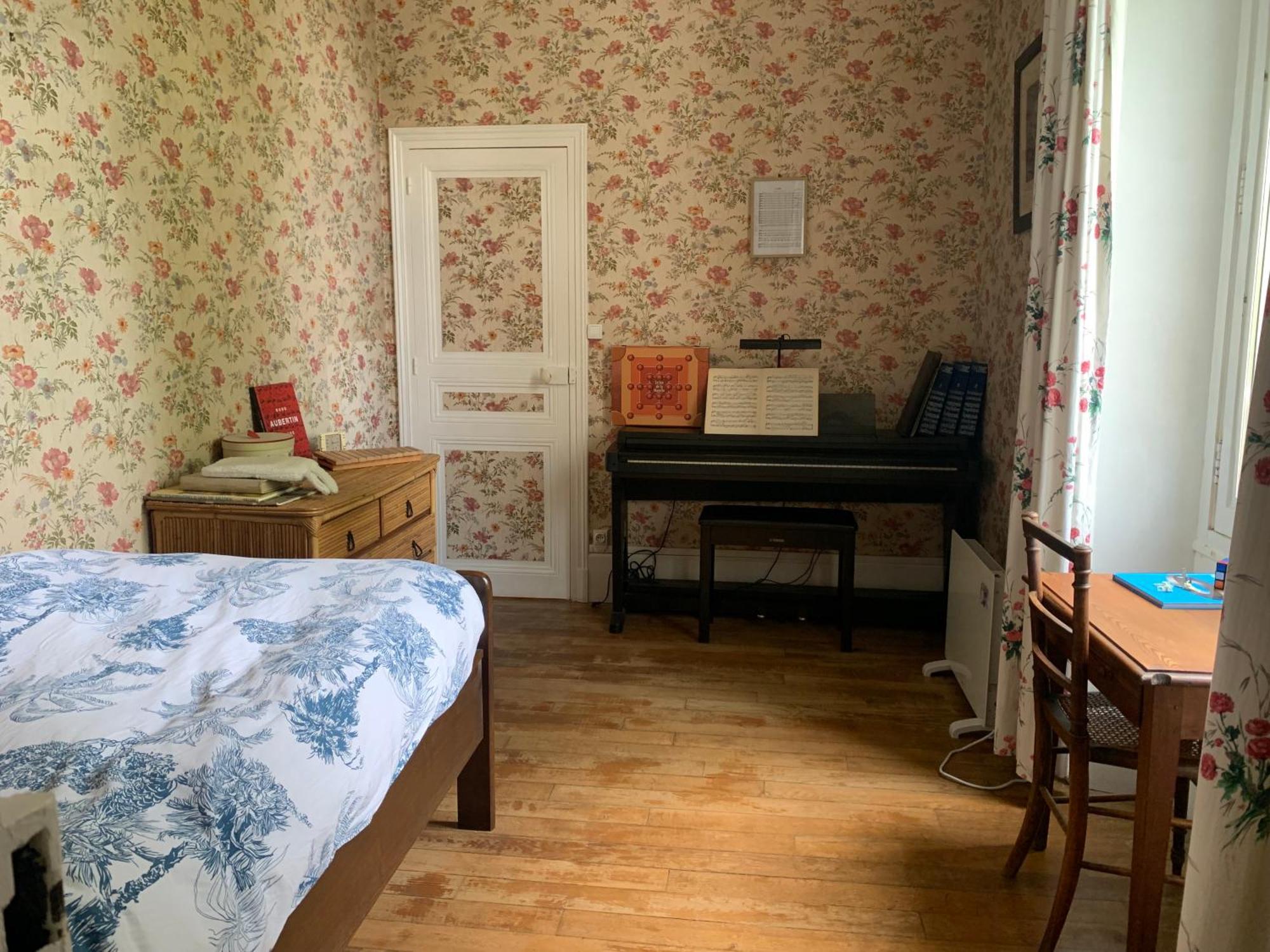 Bed and Breakfast Yxie - Manoir Des Arts Villeblevin Camera foto